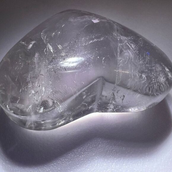 Amethyst Crystal‎ Heart Carving (10) - Picture 3 of 10